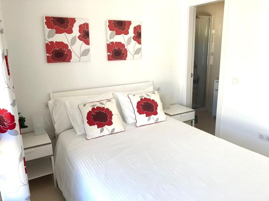 Luxury 4-Bedroom Villa With Heated Pool + Sea View Playa Blanca (Lanzarote) Exterior foto