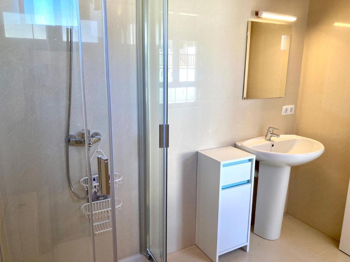 Luxury 4-Bedroom Villa With Heated Pool + Sea View Playa Blanca (Lanzarote) Exterior foto