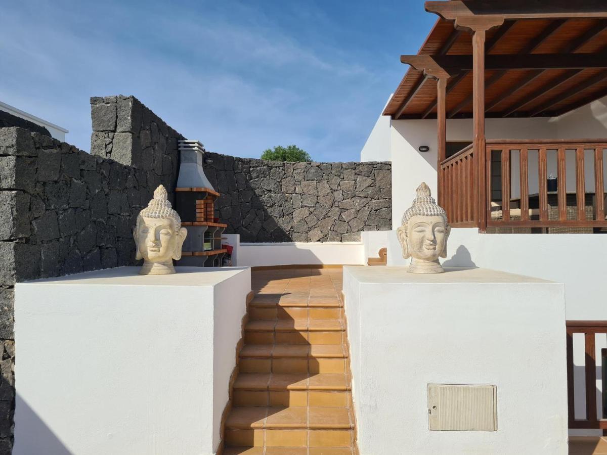 Luxury 4-Bedroom Villa With Heated Pool + Sea View Playa Blanca (Lanzarote) Exterior foto